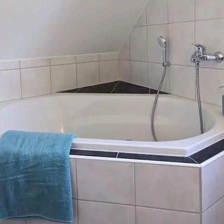 Holiday home Im Zentrum Von Augustfehn Apen